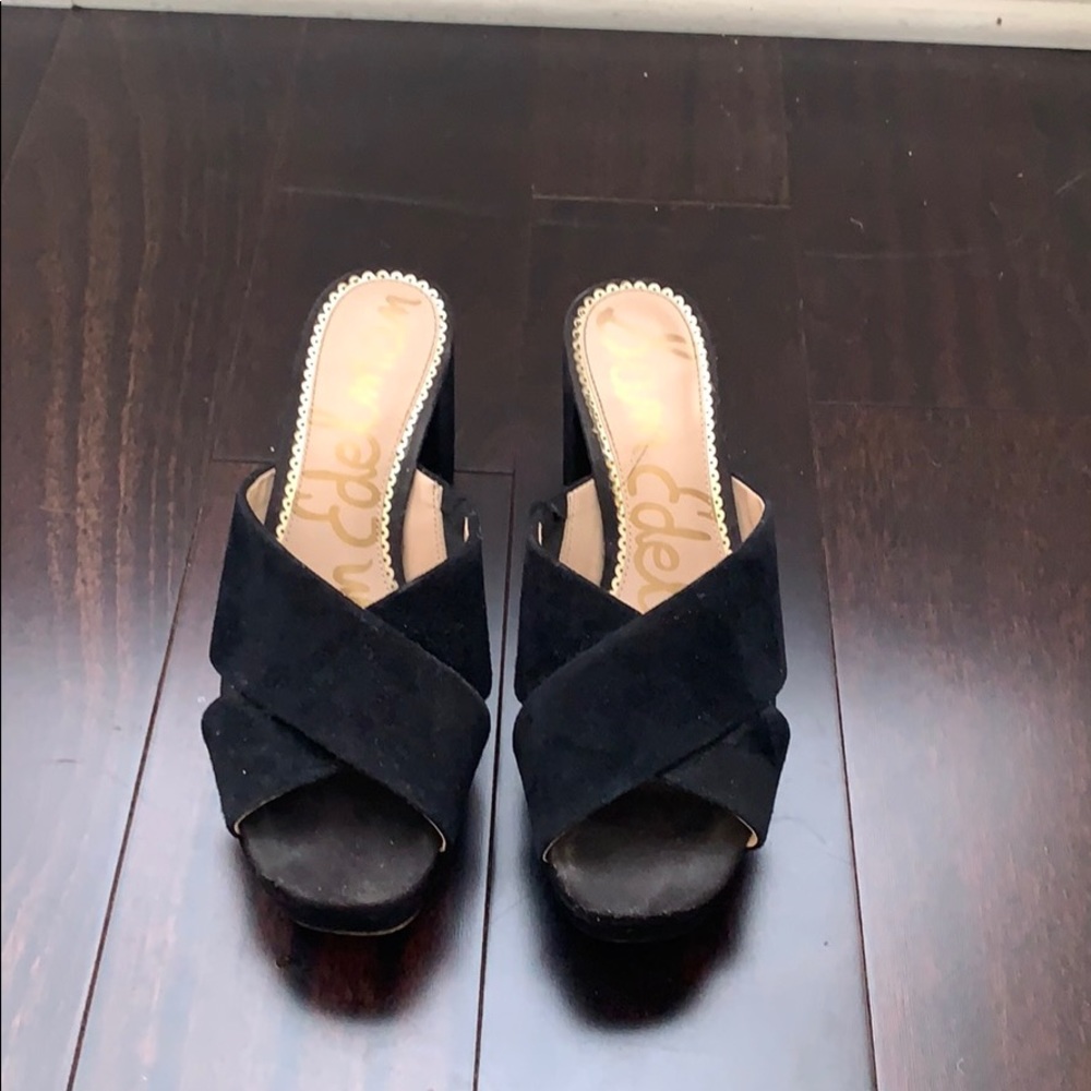 Sam Edelman black suede heels